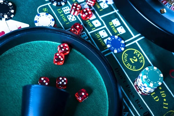 Wild West Gold free-spin feature with expanded symbols filling the reels on slot 235